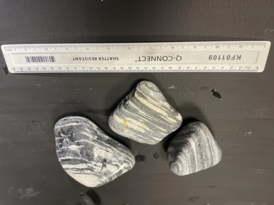 Grey Cloud Stones 5-10cm (per kg) - Image 2